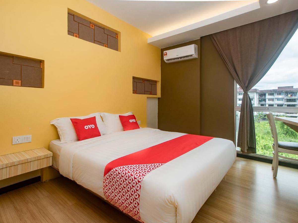 Oyo 90105 Towermas Hotel Sibu Exterior foto