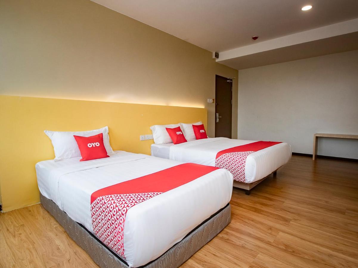 Oyo 90105 Towermas Hotel Sibu Exterior foto