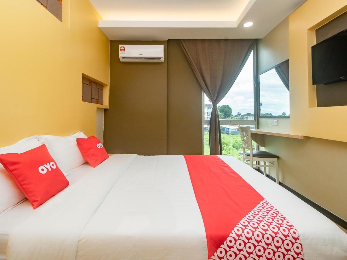 Oyo 90105 Towermas Hotel Sibu Exterior foto